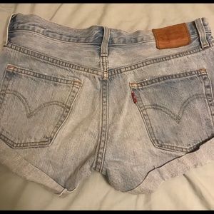 Levi’s shorts from urban outfitters. Never worn.